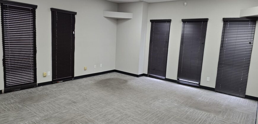 8874 Kingston Pike Knoxville, TN