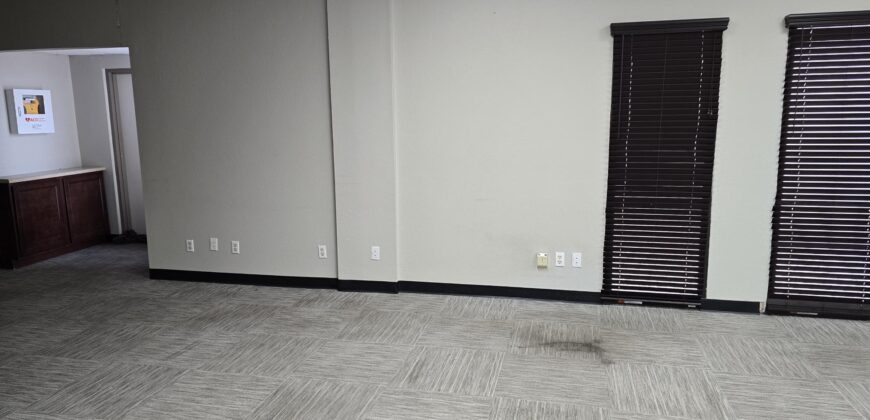 8874 Kingston Pike Knoxville, TN