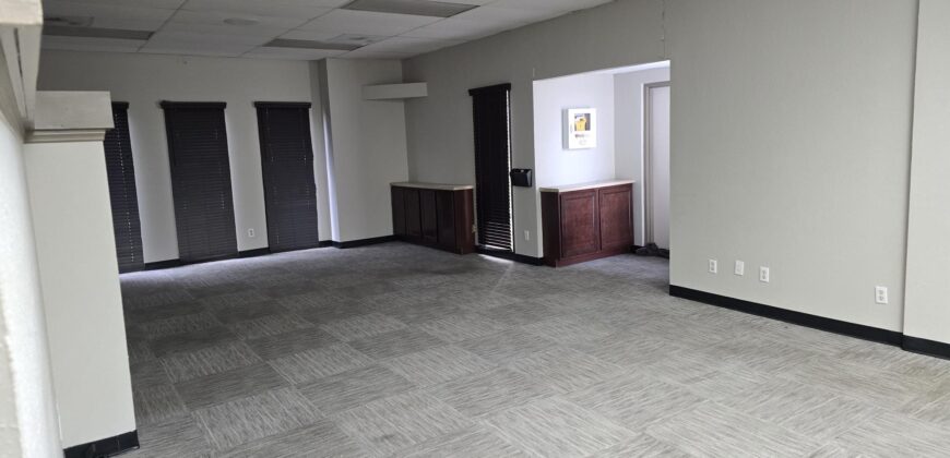 8874 Kingston Pike Knoxville, TN