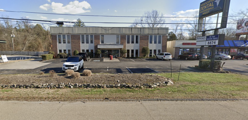 8874 Kingston Pike Knoxville, TN