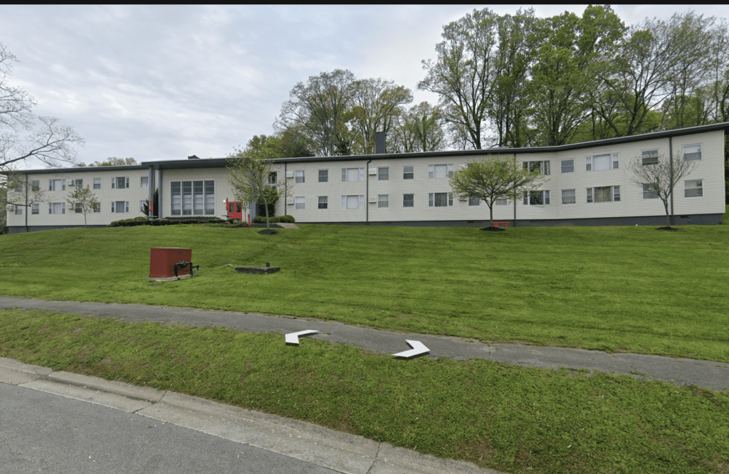 226 A. Broadway Ave Oak Rige, TN 37830 – Investor